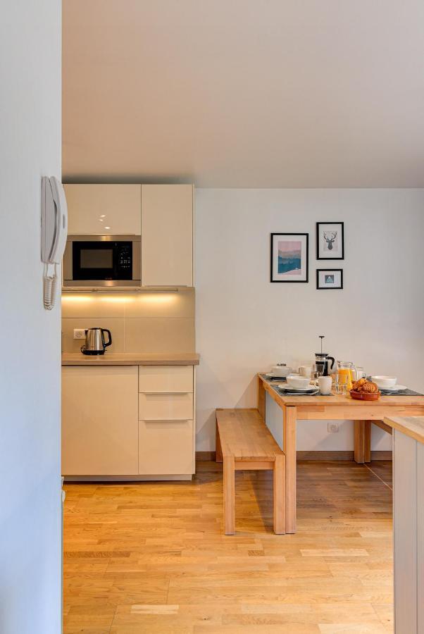 Apartment Fermes du Montenvers B11 - Alpes Travel - Central Chamonix - sleeps 4-5 Extérieur photo